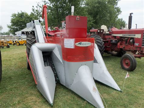 lovaas 1987. . Tractor mounted corn picker for sale